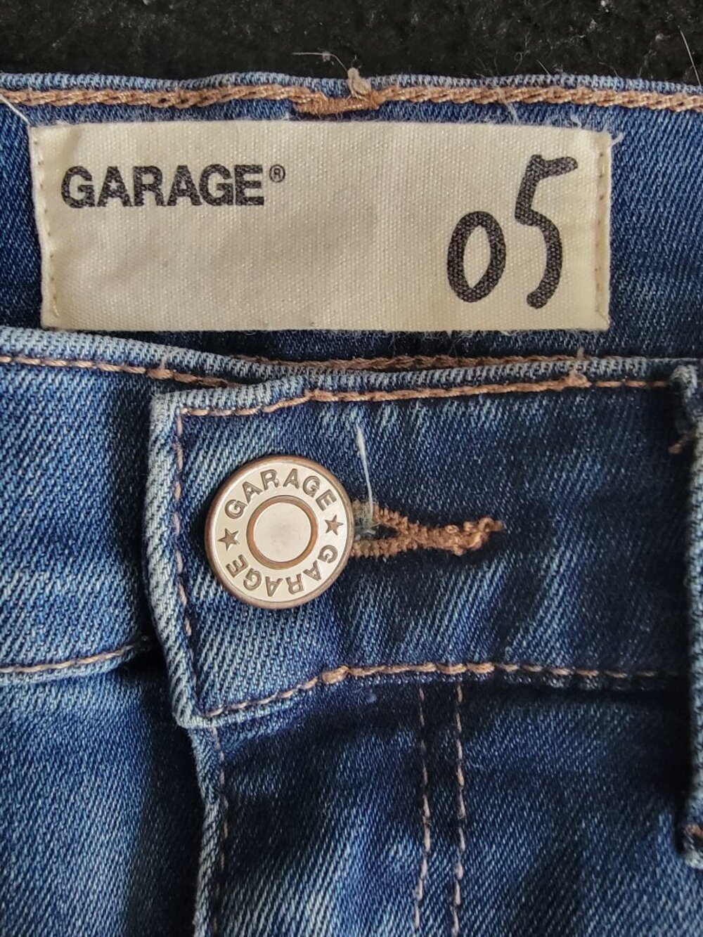 GARAGE HIGH RISE DENIM JEANS - Picture 5 of 10